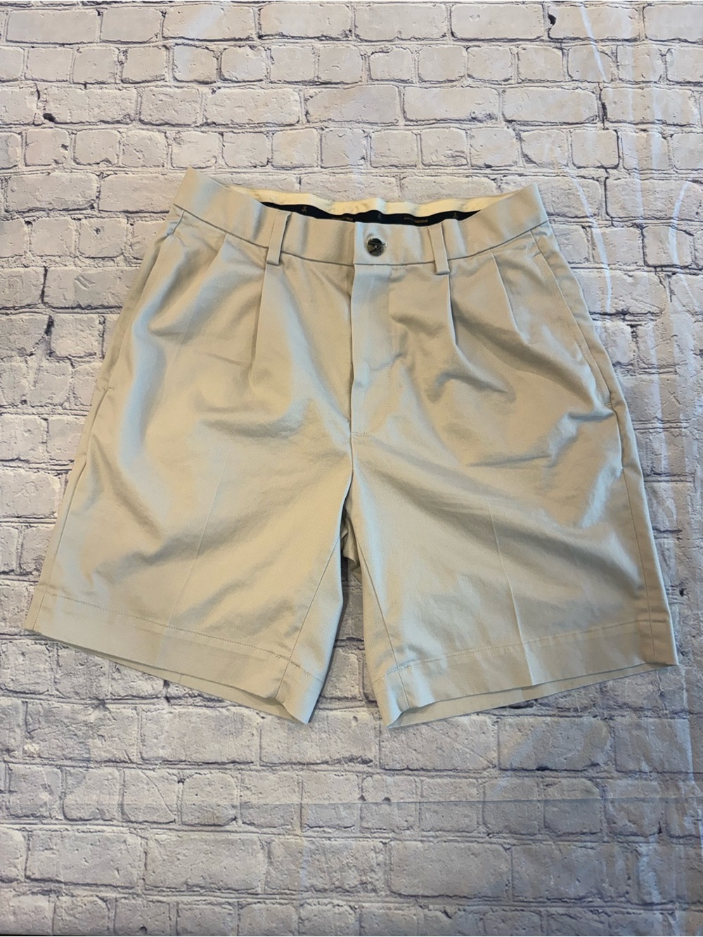Brooks Brothers Pleat Front Advantage Chino Shorts,